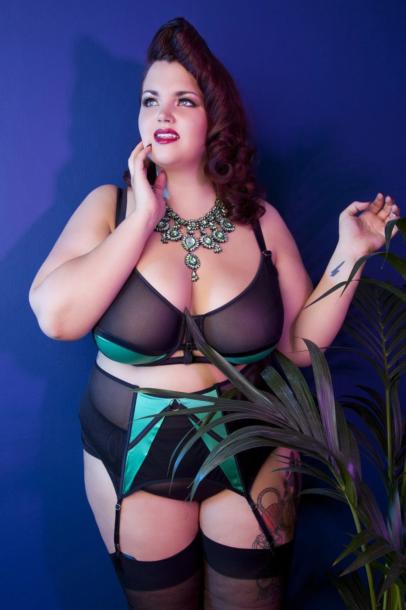 Emerald Strappy Curve Bra