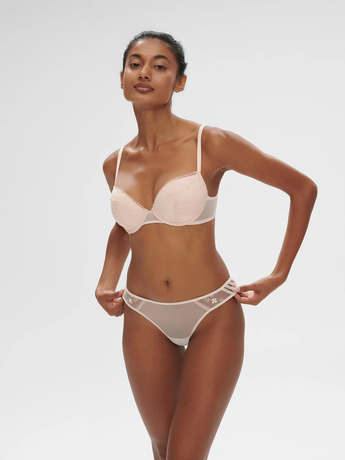 Marthe Push-Up - Petal Powder